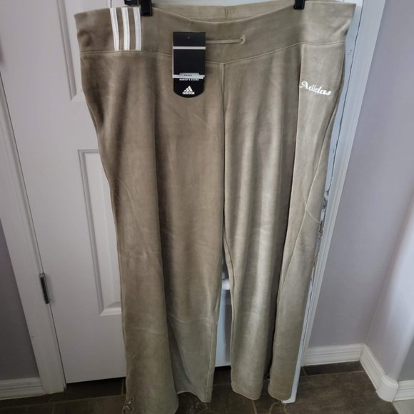 Adidas Velour Straight Leg Track Pants Size 2XL ~ NEW with Tags!! - Picture 10 of 16